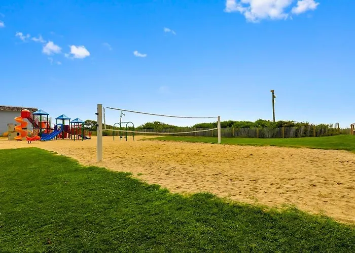 Astounding With Balcony Pools Gym Game & Tennis * Ocean City